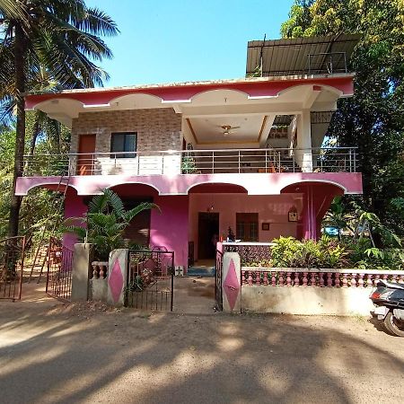 Jerone'S Home Stay Majorda Ngoại thất bức ảnh