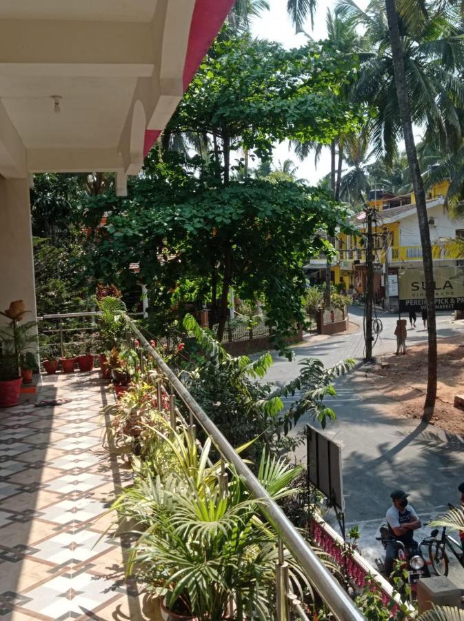 Jerone'S Home Stay Majorda Ngoại thất bức ảnh